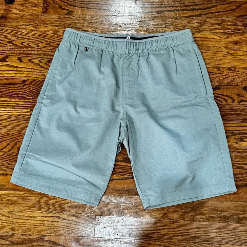 Voyager Light Green Drawstring Shorts. Medium.